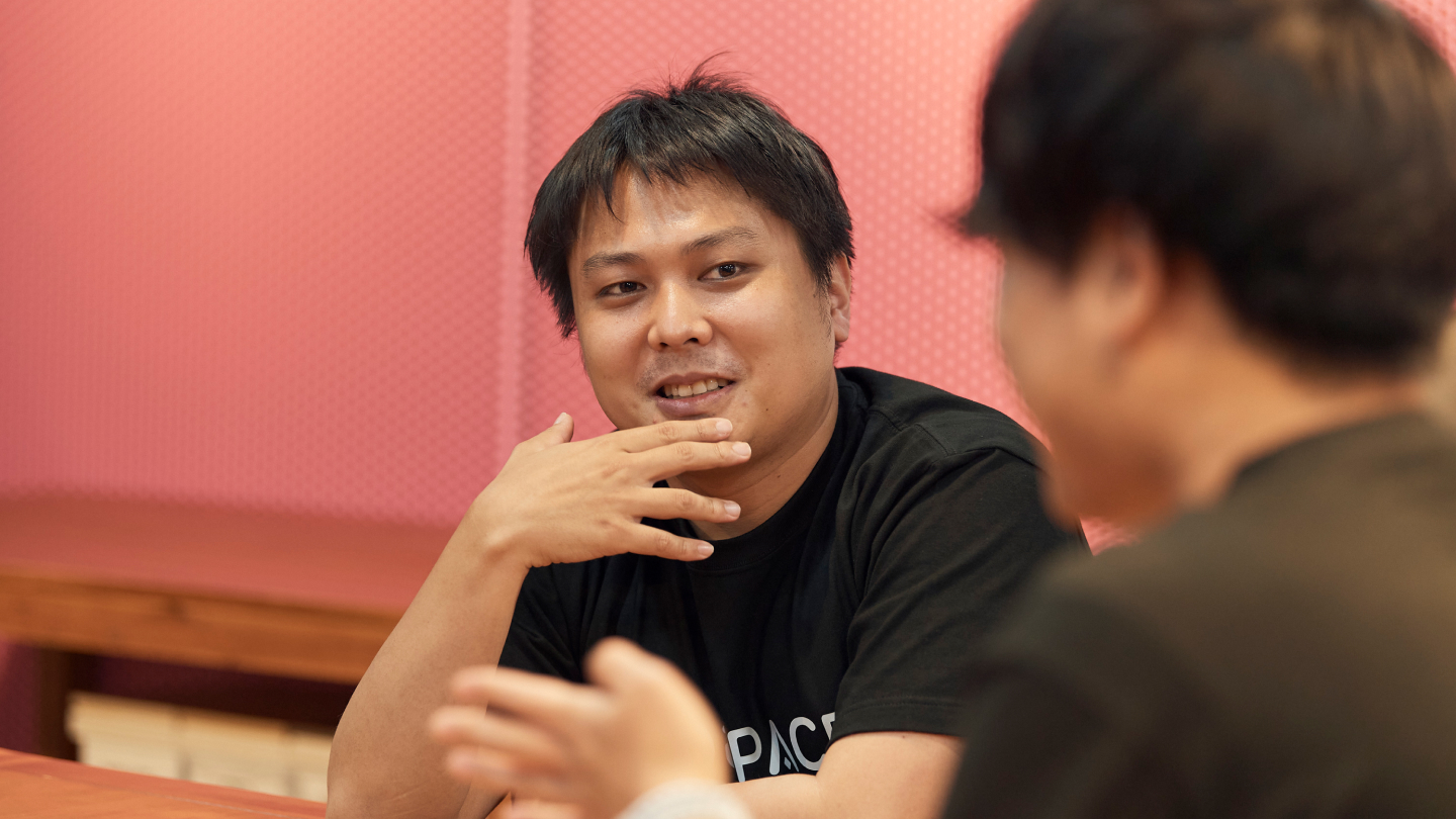 ライバー事務所YOUPACE スタッフ座談会風景 坂口