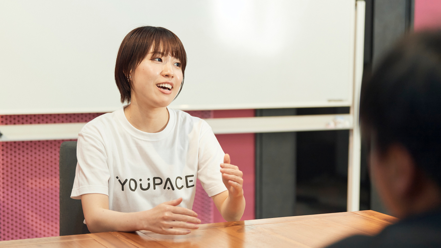 ライバー事務所YOUPACE スタッフ座談会風景 原